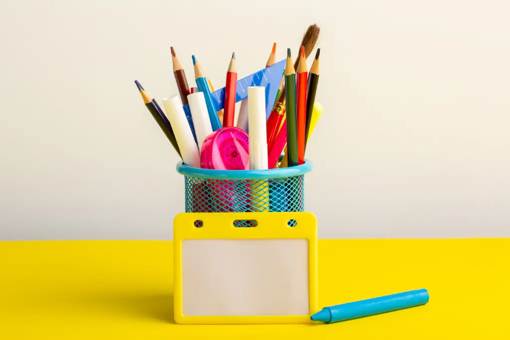 School Supplies CM1 